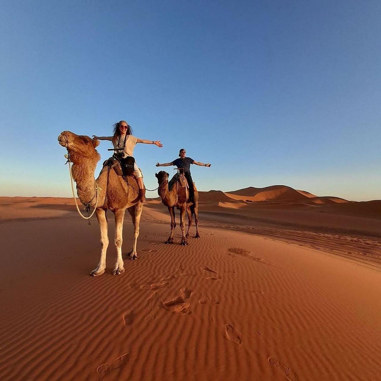 Merzouga Berbers Luxury Camp Bagian luar foto